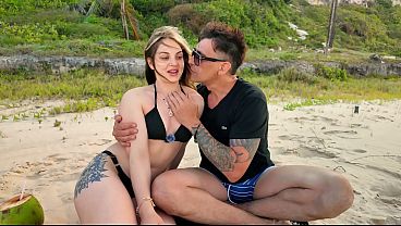 Very hot girl gets her ass drilled